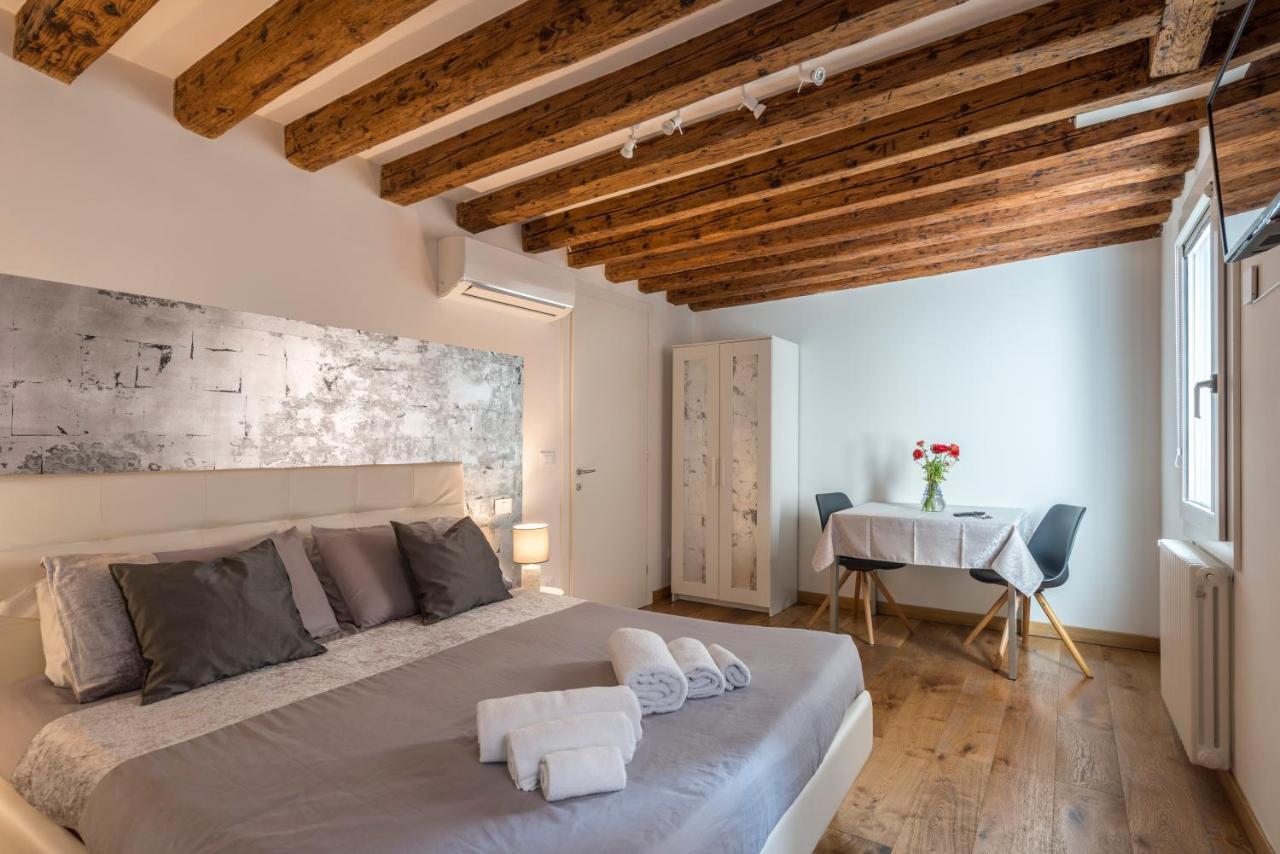 Tre Elementi, Guest House Close The Grand Canal 베니스 외부 사진
